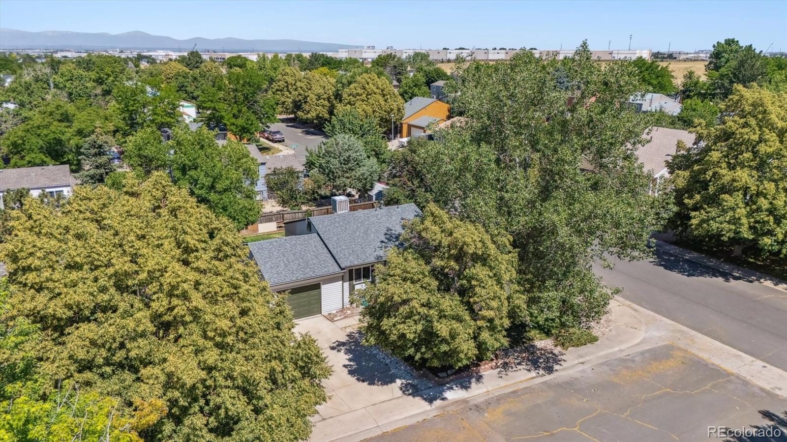 MLS Image #4 for 20714 e buchanan drive,aurora, Colorado