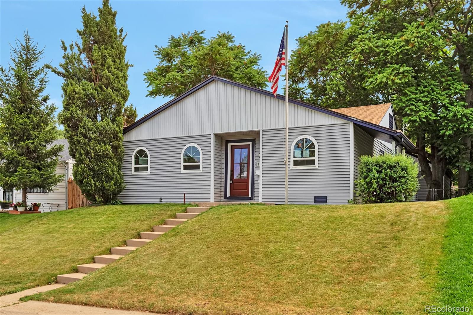 MLS Image #21 for 1360 w custer place,denver, Colorado