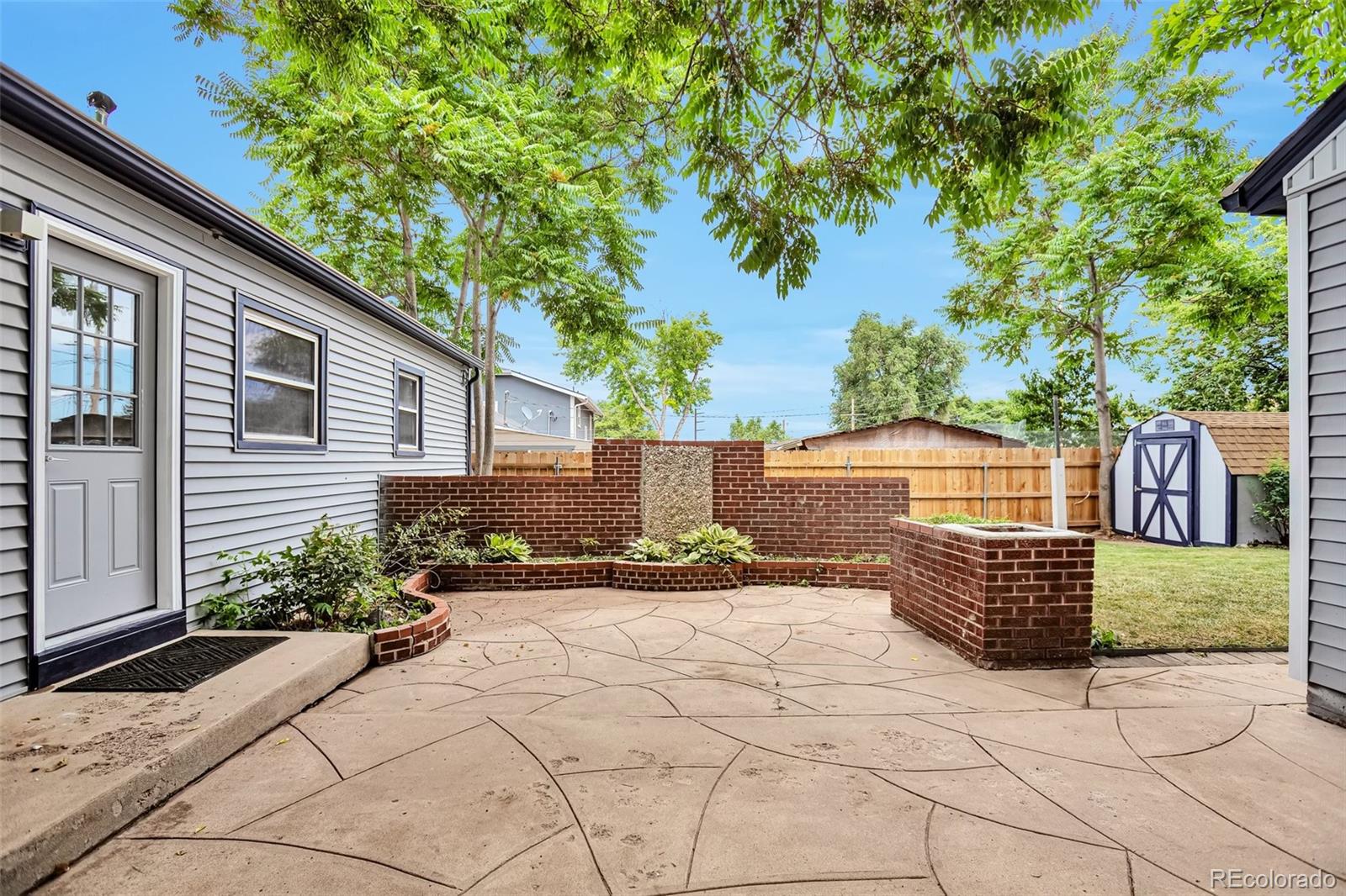 MLS Image #25 for 1360 w custer place,denver, Colorado