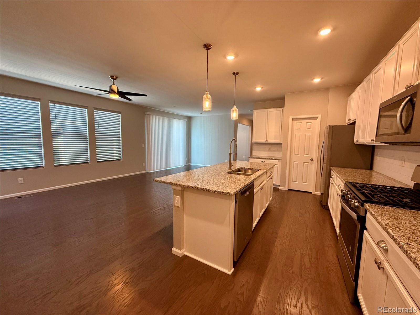 MLS Image #3 for 15861 e otero avenue,centennial, Colorado