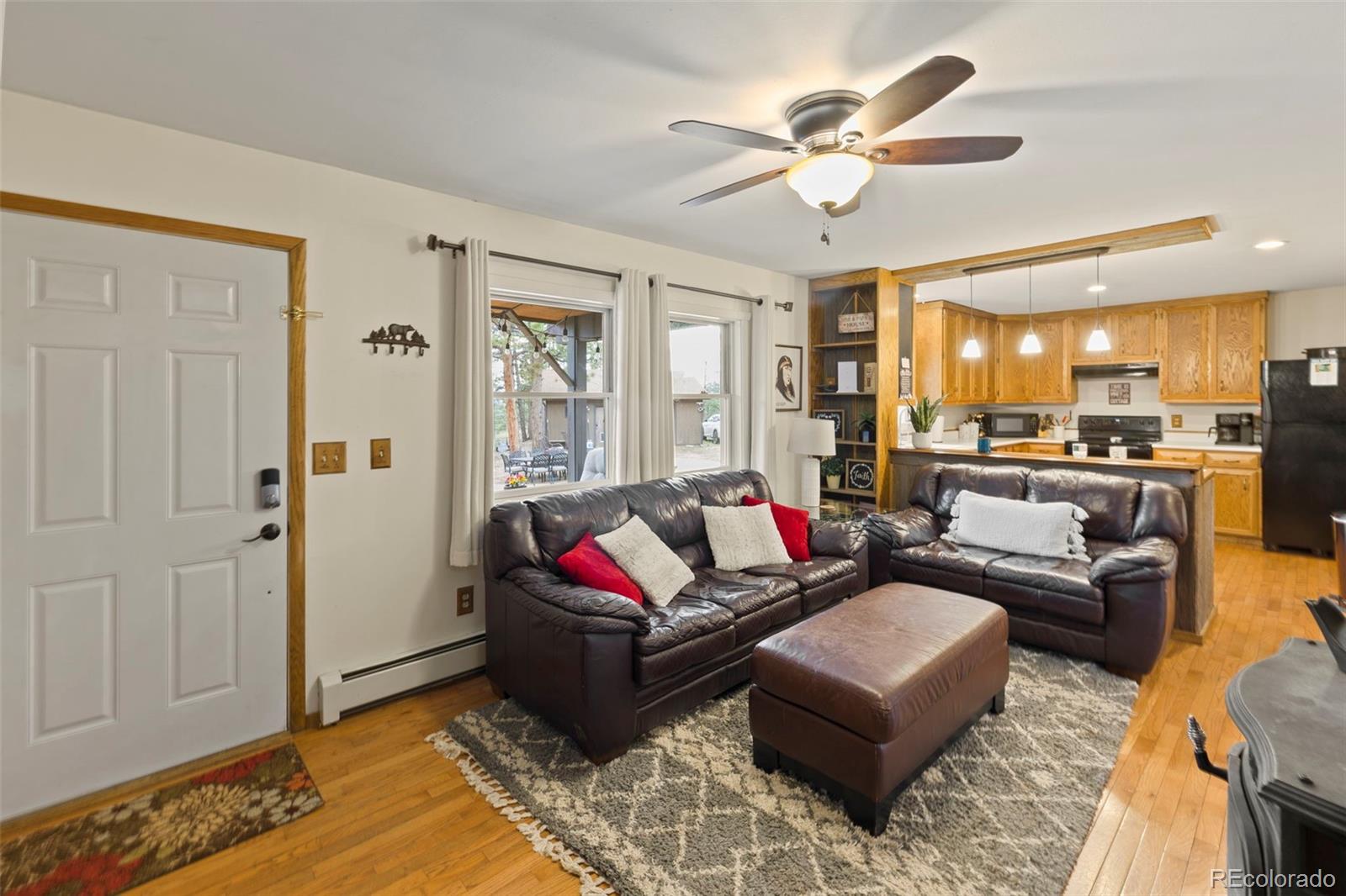 MLS Image #3 for 1110  pikes peak drive,florissant, Colorado