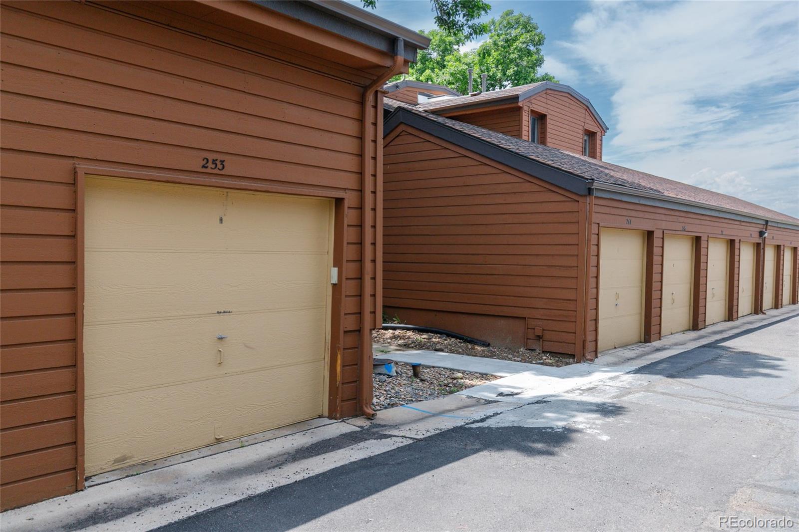 MLS Image #21 for 2685 s dayton way,denver, Colorado