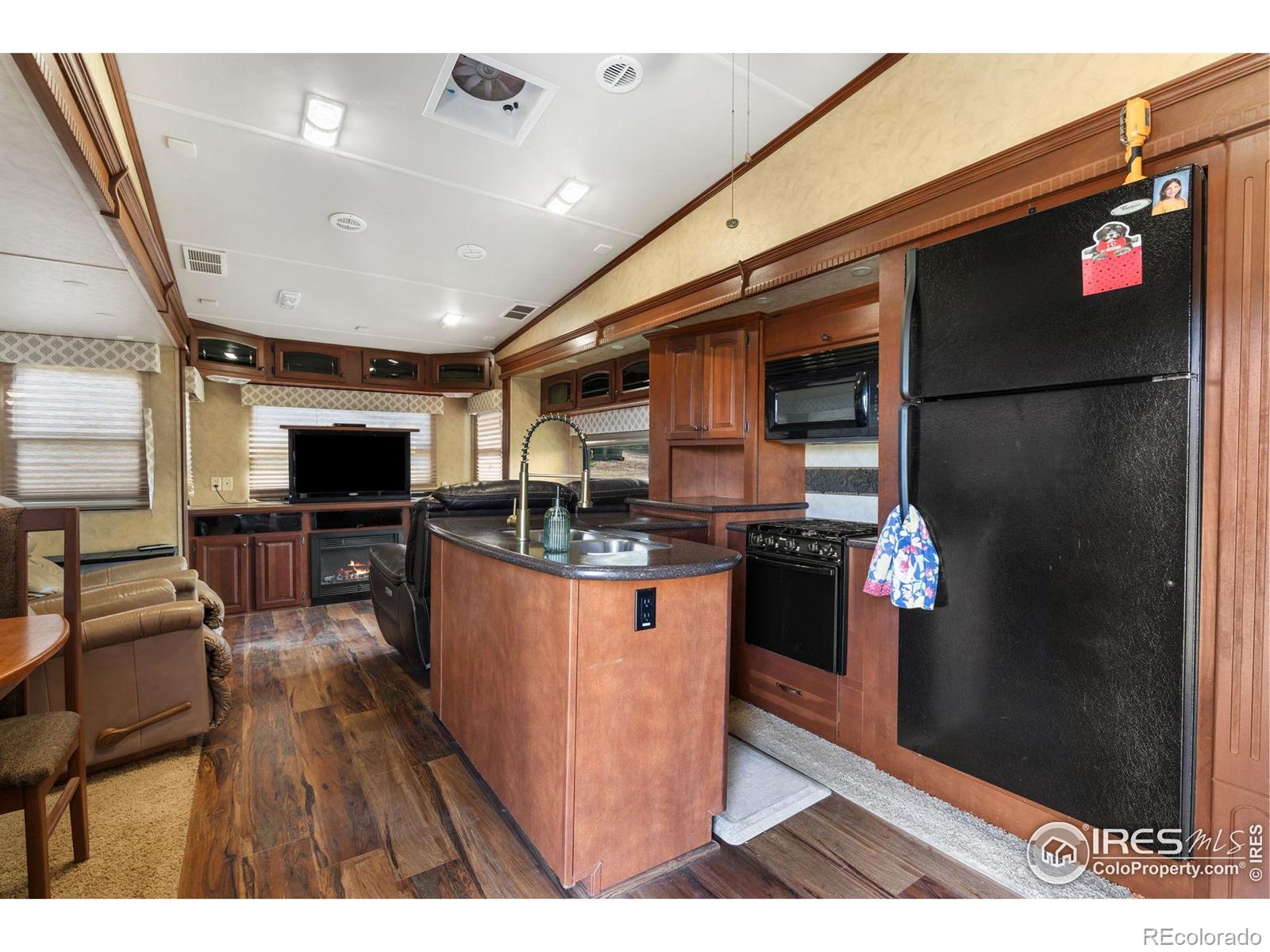 MLS Image #33 for 815 w county road 82e ,livermore, Colorado