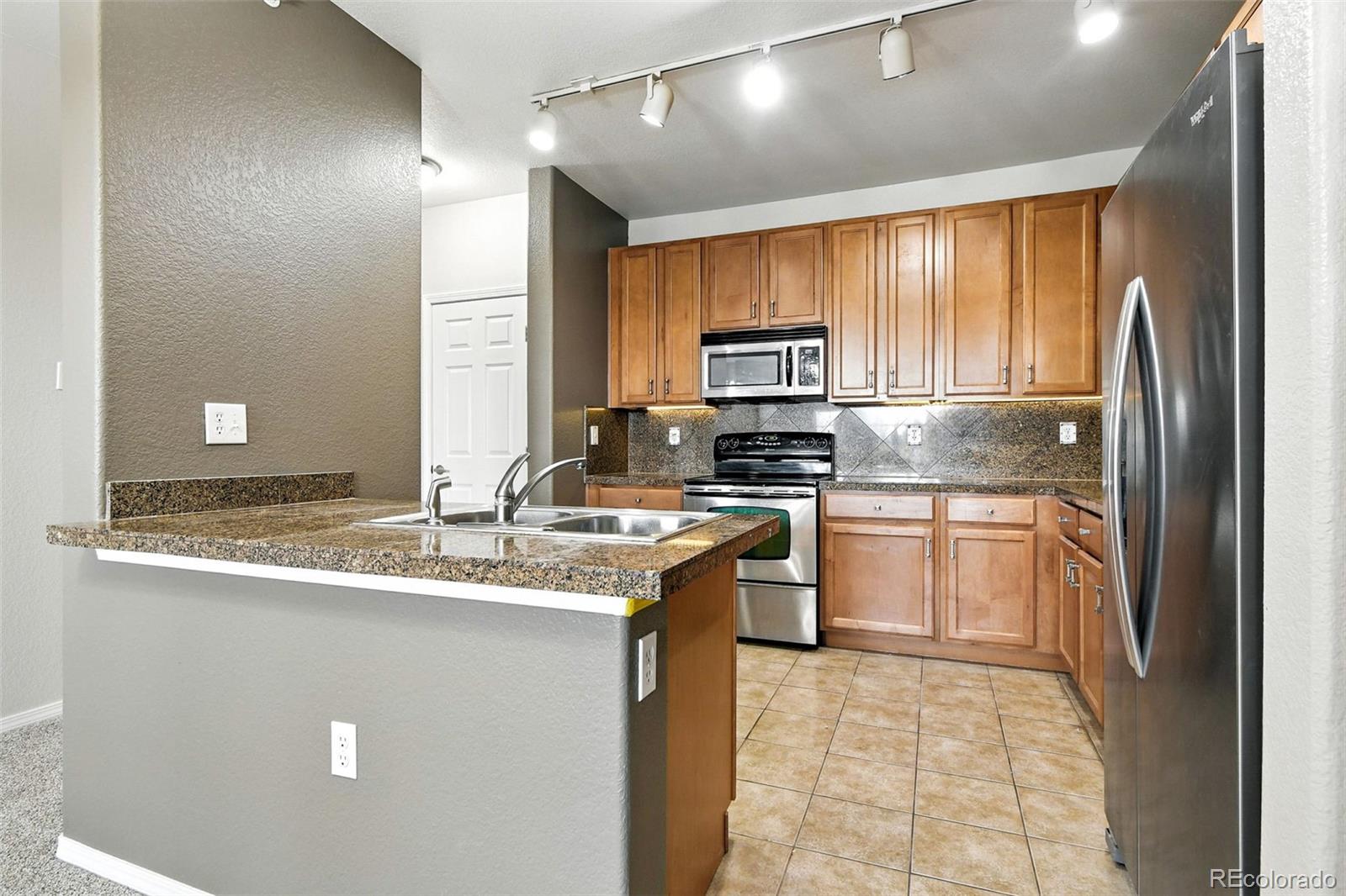 MLS Image #13 for 8489  canyon rim circle 302,englewood, Colorado