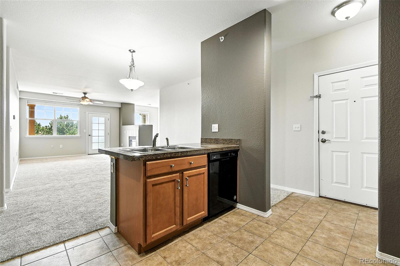 MLS Image #18 for 8489  canyon rim circle 302,englewood, Colorado