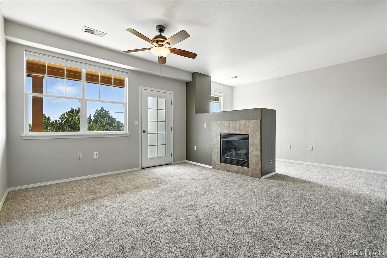 MLS Image #5 for 8489  canyon rim circle 302,englewood, Colorado