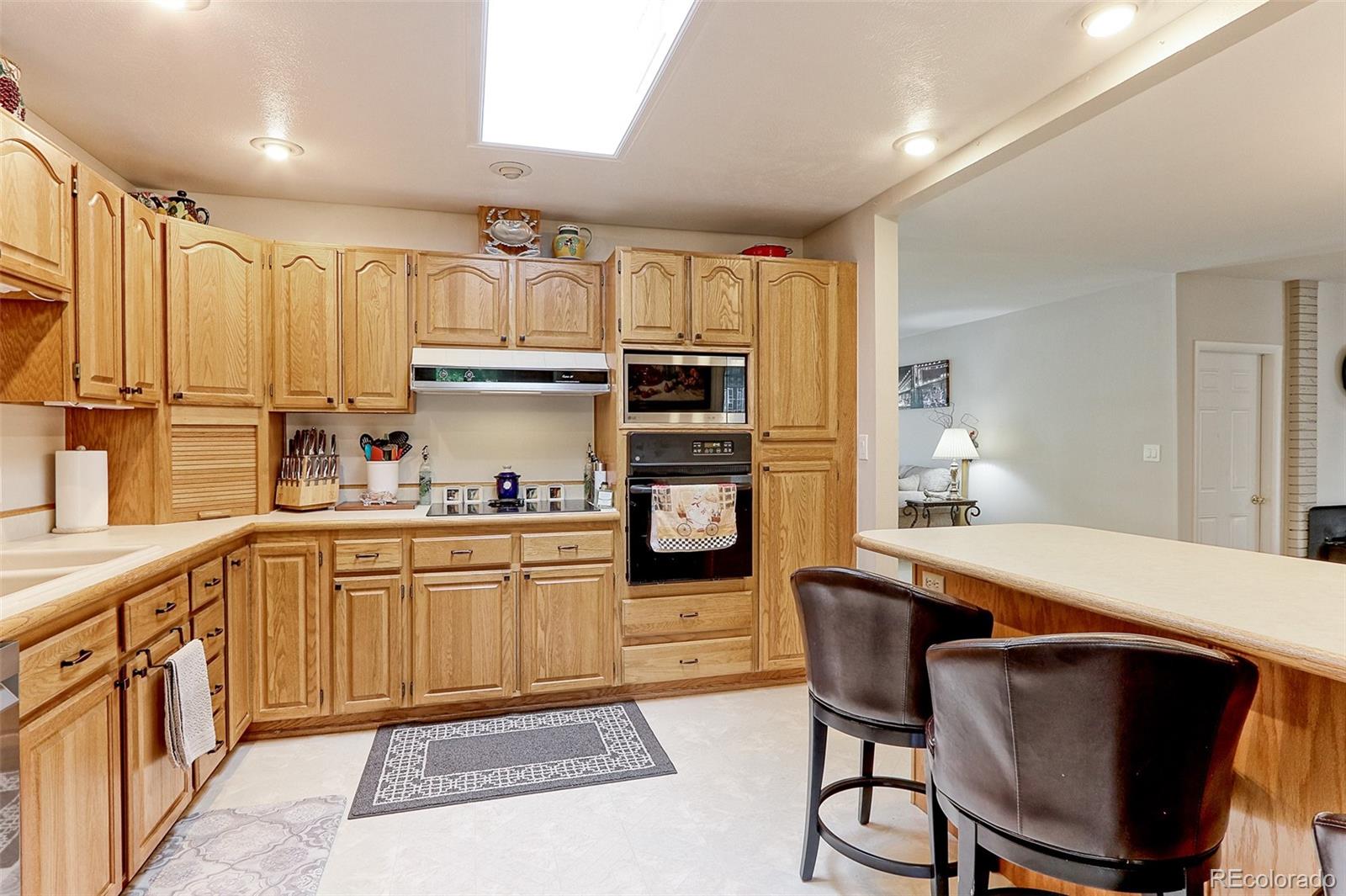 MLS Image #8 for 12384 w 61st avenue,arvada, Colorado