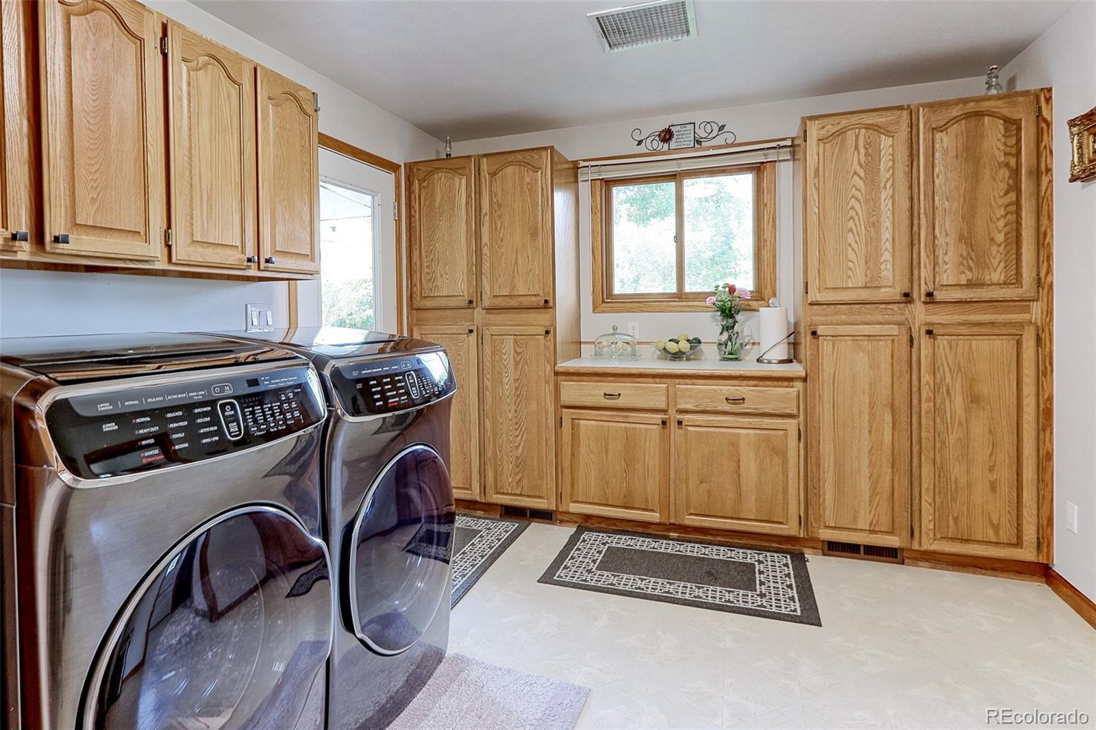 MLS Image #9 for 12384 w 61st avenue,arvada, Colorado