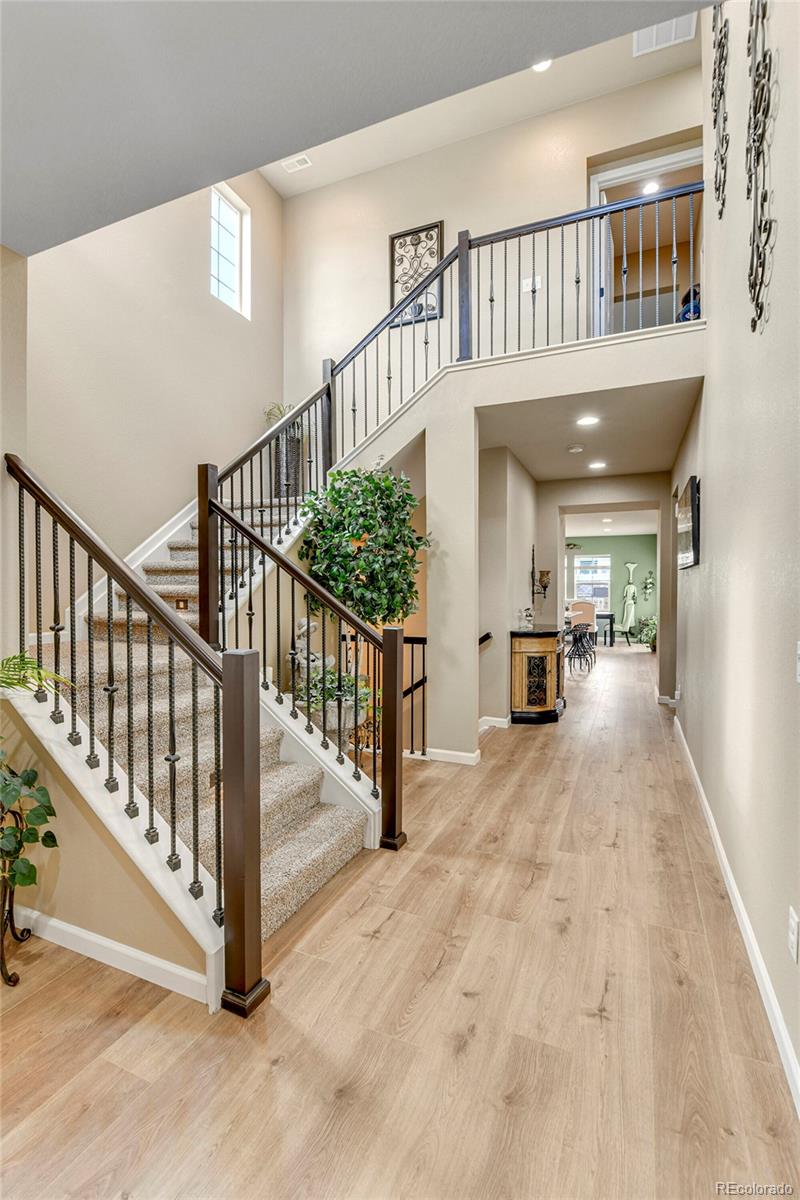 MLS Image #4 for 109 n patsburg street,aurora, Colorado