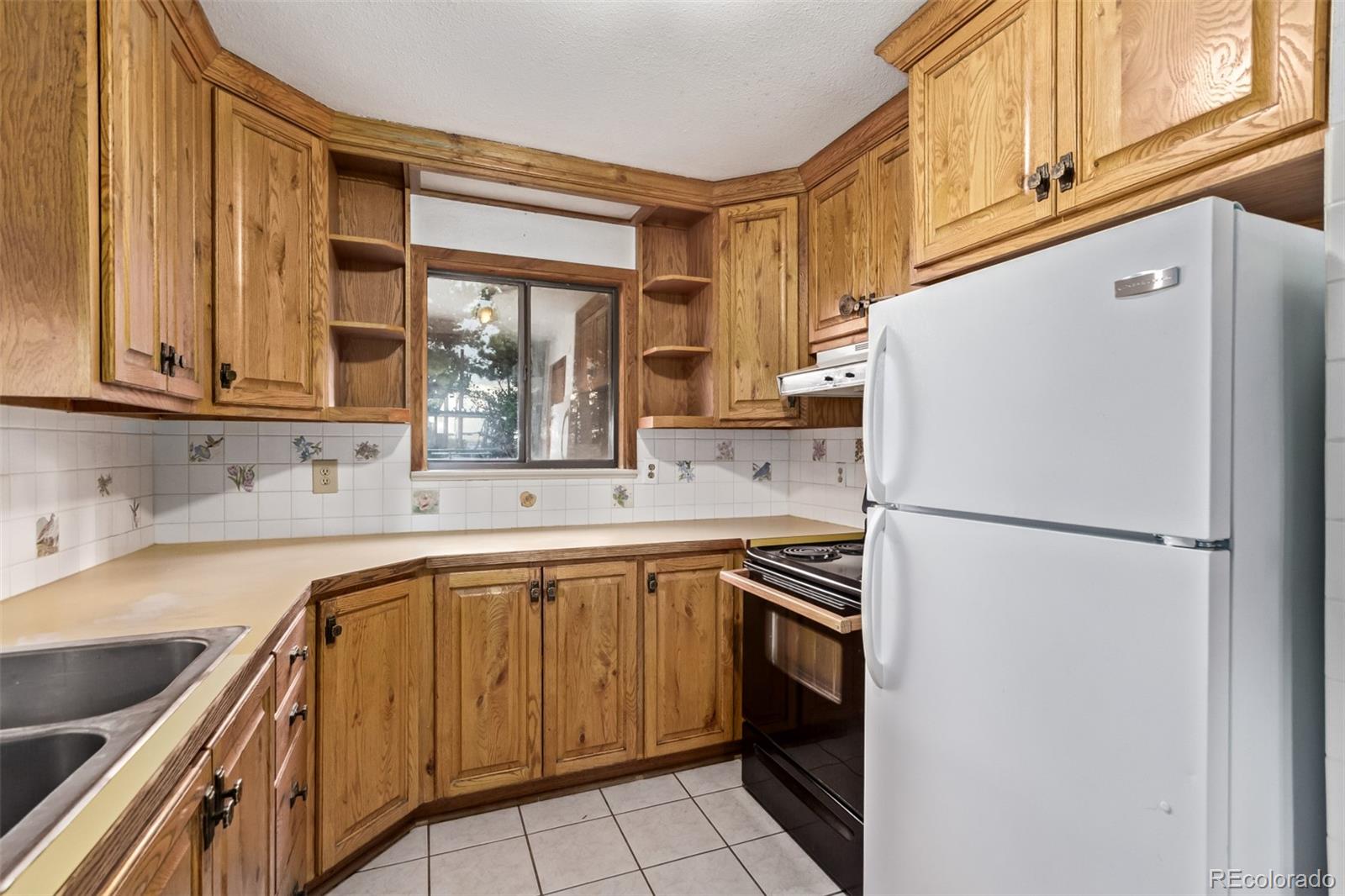 MLS Image #15 for 15481  rist canyon road,bellvue, Colorado