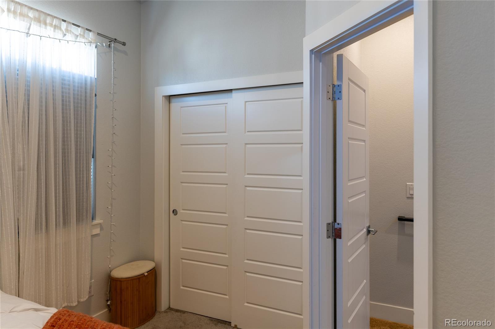MLS Image #10 for 2350  tremont place,denver, Colorado