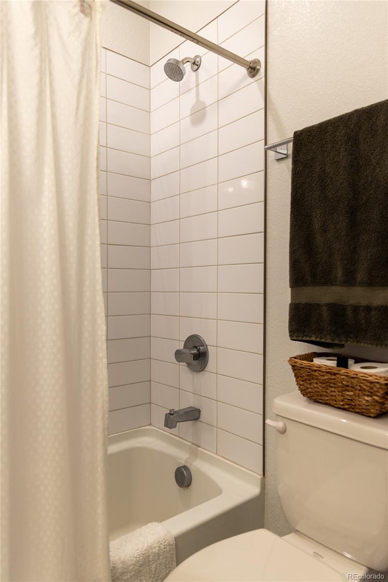 MLS Image #15 for 2350  tremont place,denver, Colorado