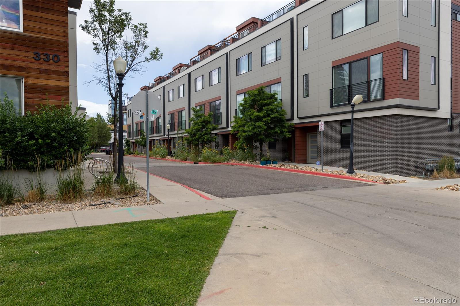 MLS Image #42 for 2350  tremont place,denver, Colorado