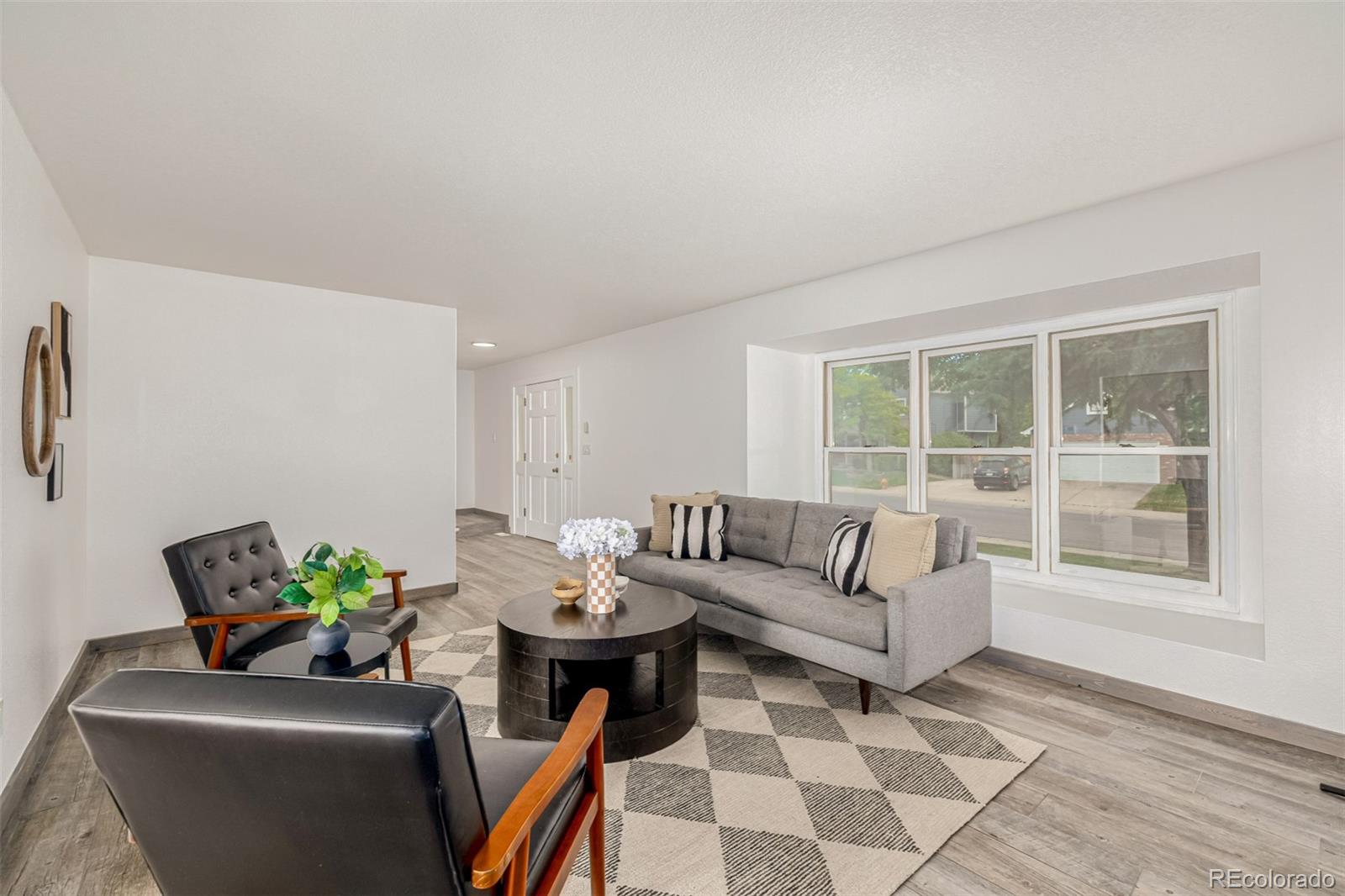 MLS Image #5 for 6005 s vivian street,littleton, Colorado