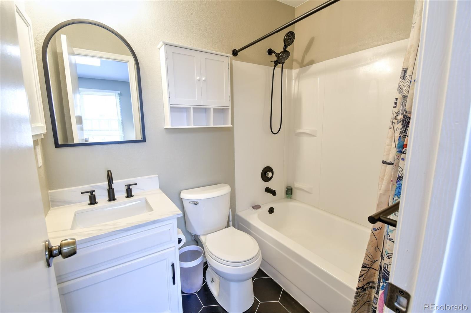 MLS Image #13 for 8022 s columbine court,centennial, Colorado