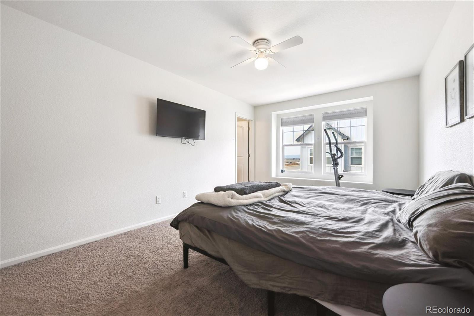 MLS Image #19 for 608 n bersshine court,aurora, Colorado