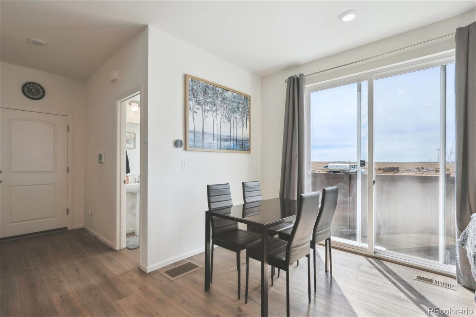 MLS Image #9 for 608 n bersshine court,aurora, Colorado