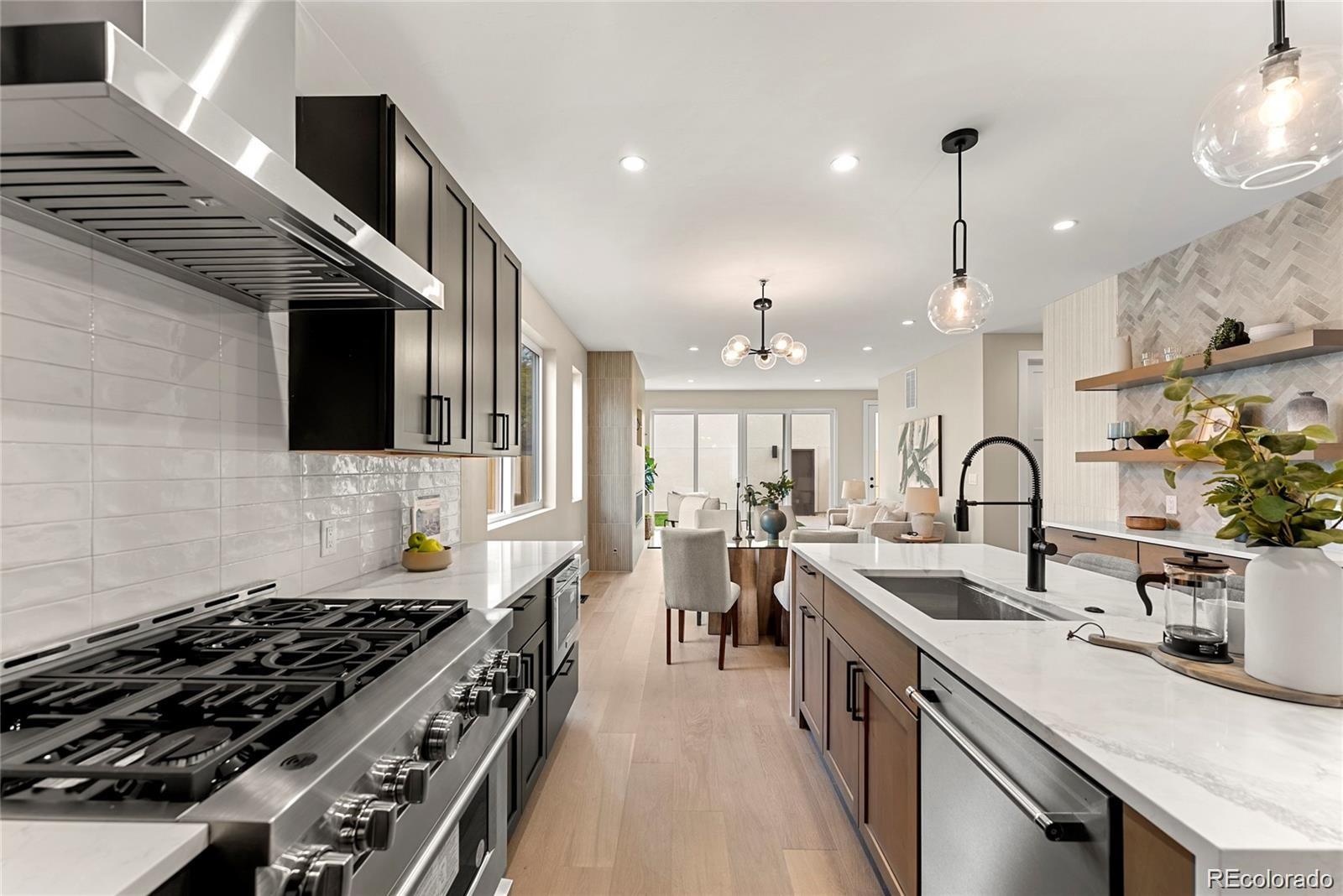 MLS Image #2 for 4572 n raleigh street,denver, Colorado