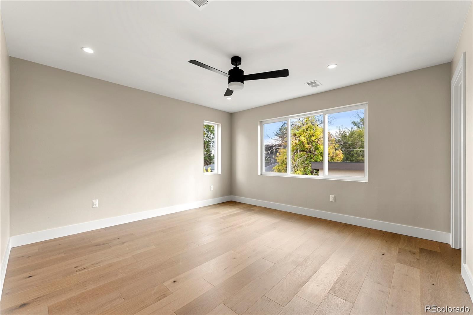 MLS Image #9 for 4572 n raleigh street,denver, Colorado