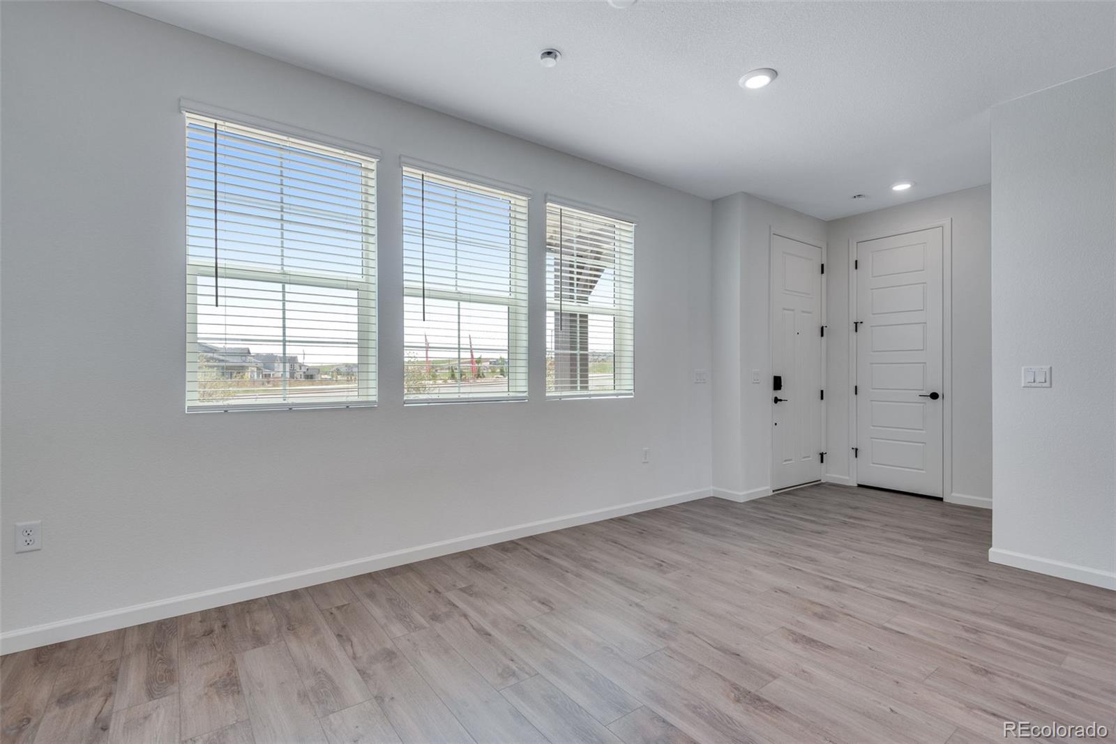 MLS Image #14 for 16772 w 93rd place,arvada, Colorado