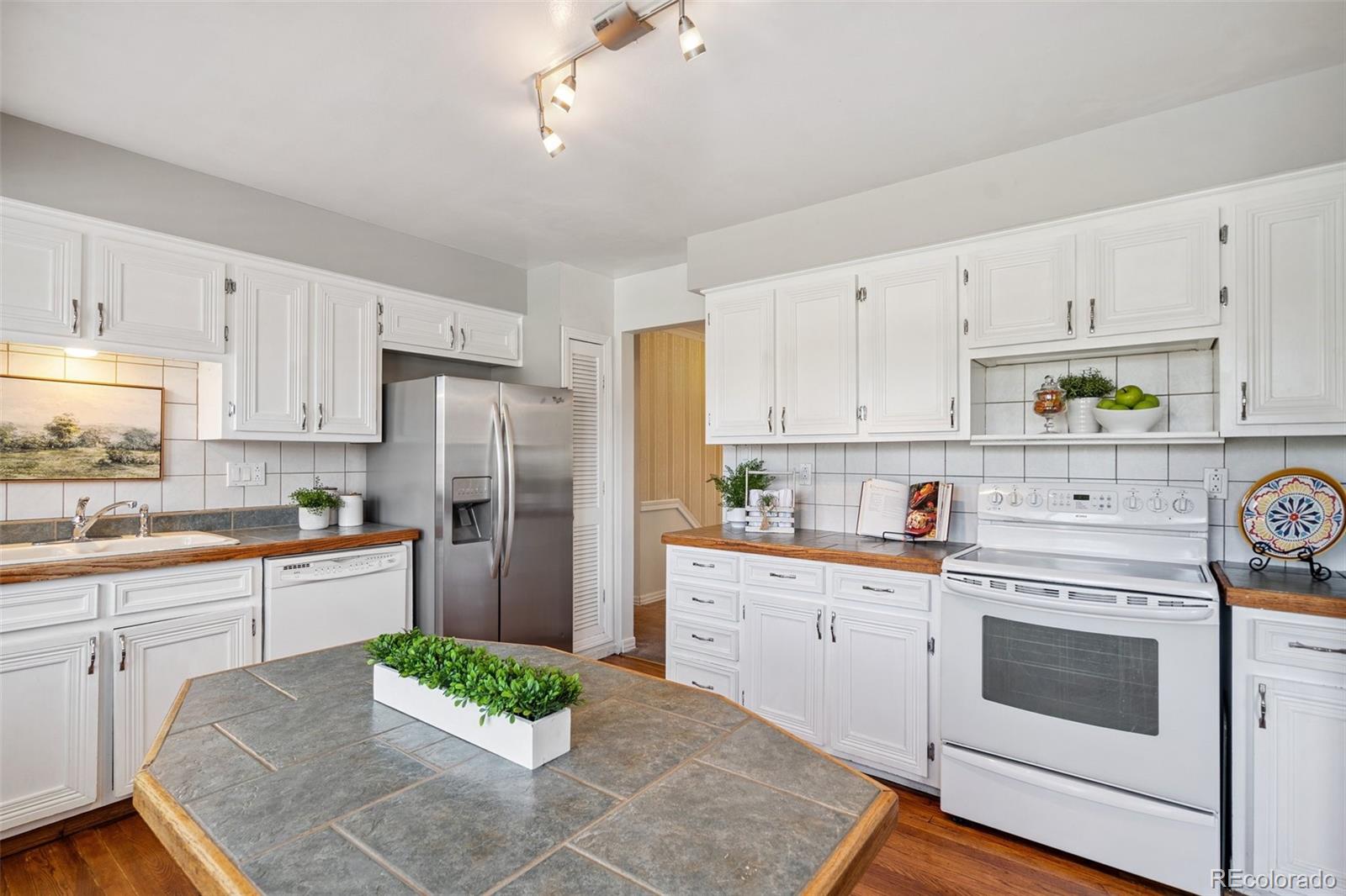 MLS Image #12 for 1244  baron road,colorado springs, Colorado
