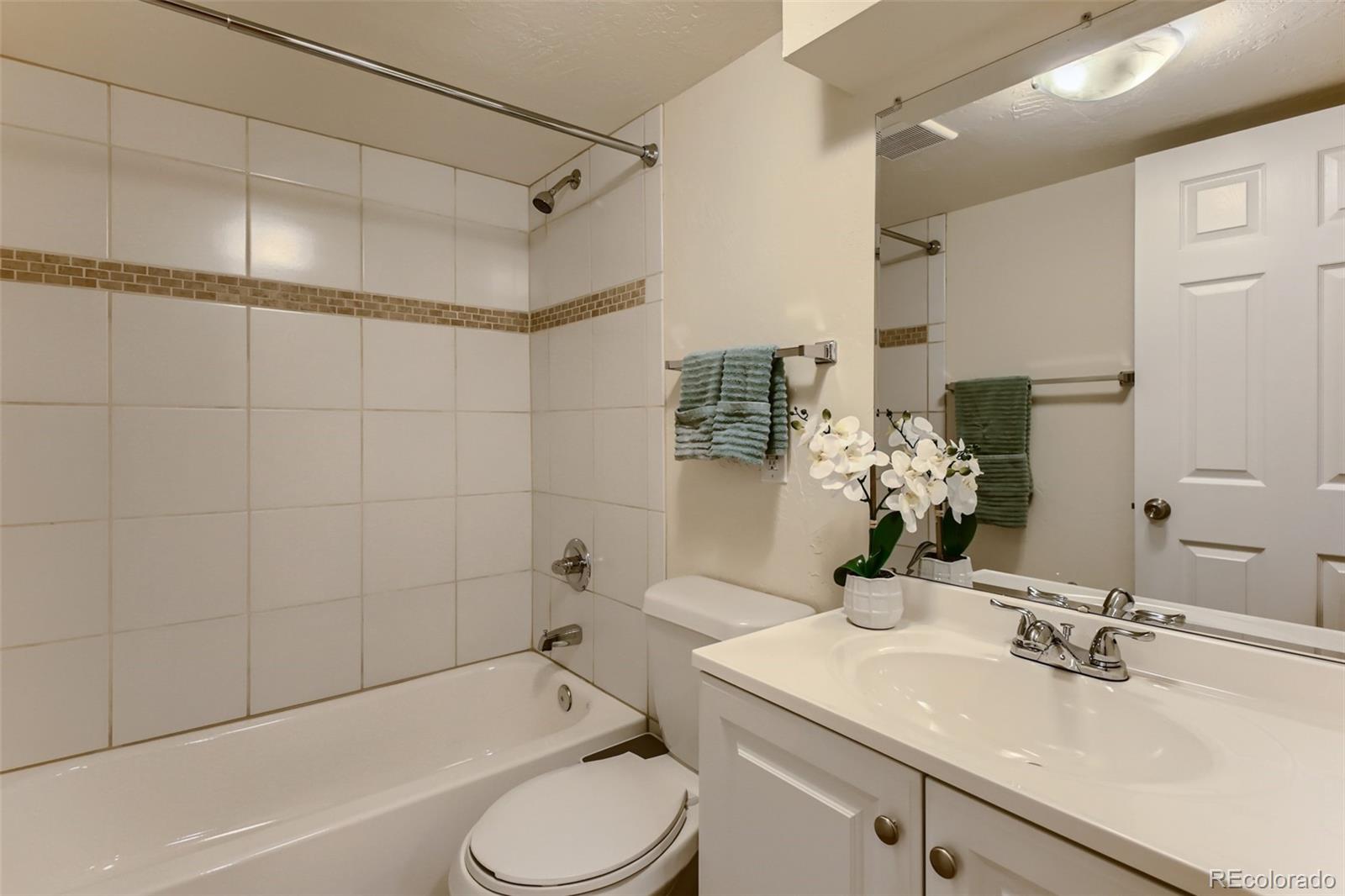 MLS Image #28 for 440 s dale court,denver, Colorado