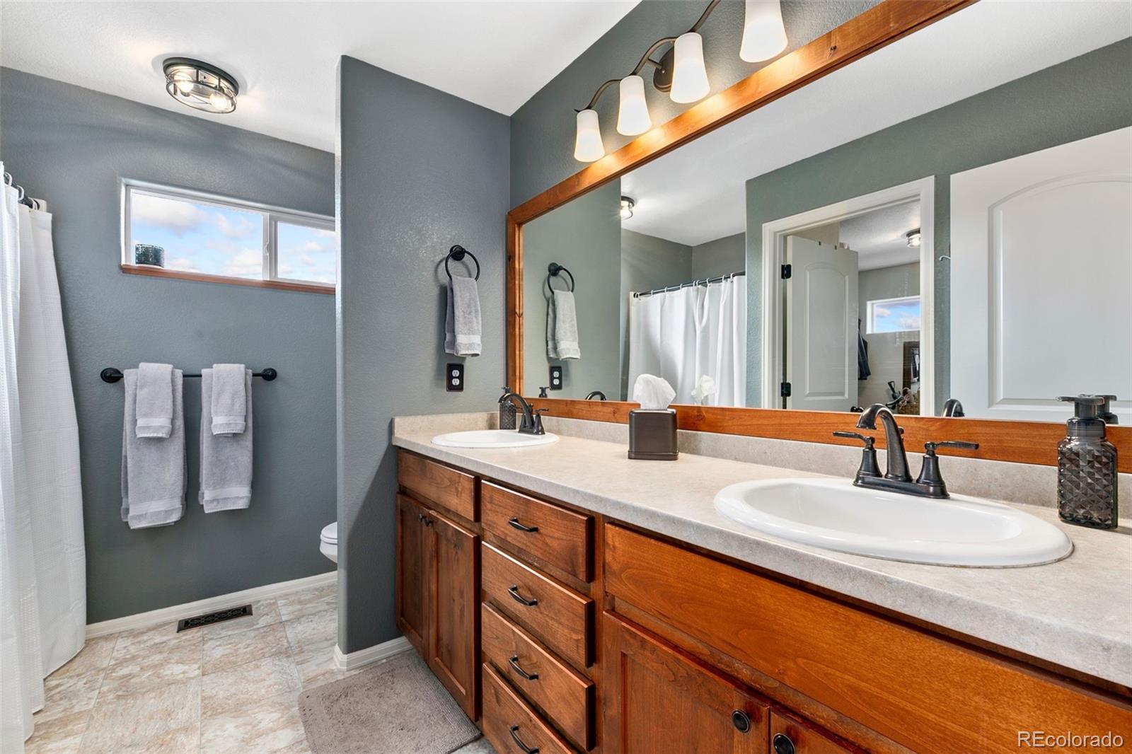 MLS Image #10 for 1043  kendalbrook drive,windsor, Colorado
