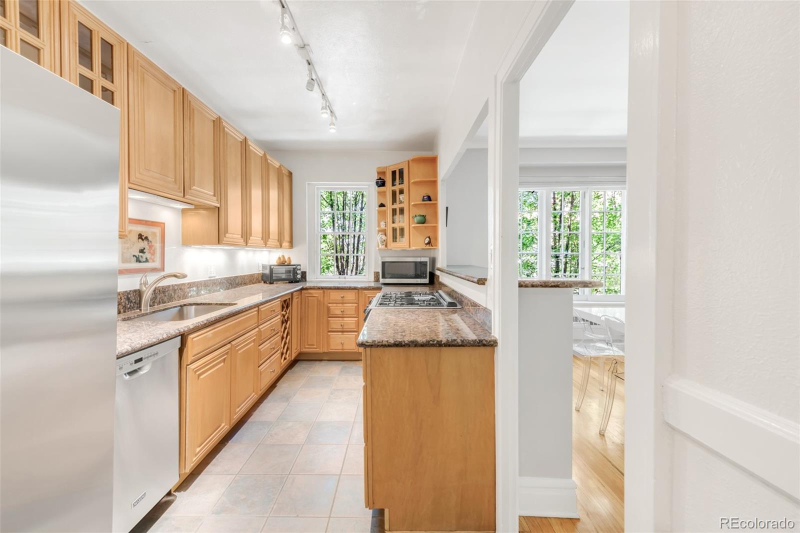 MLS Image #27 for 99 s downing street,denver, Colorado