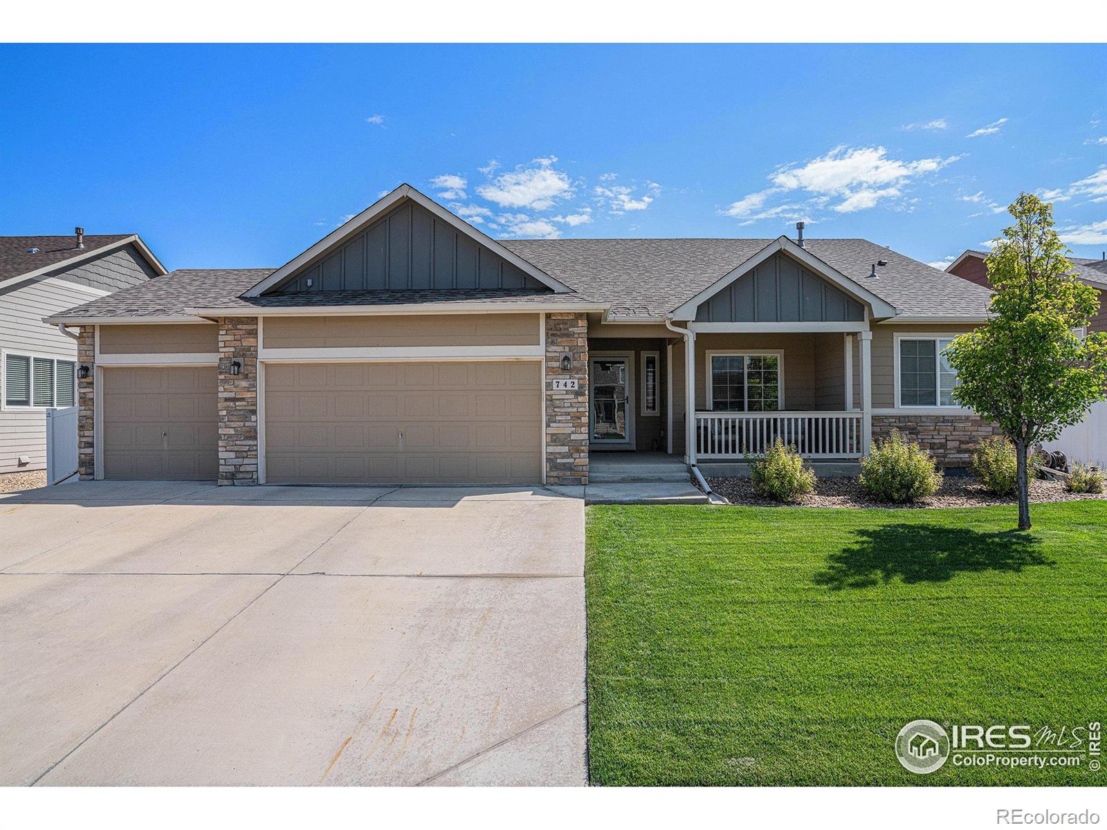 MLS Image #0 for 742  valleybrook drive,windsor, Colorado