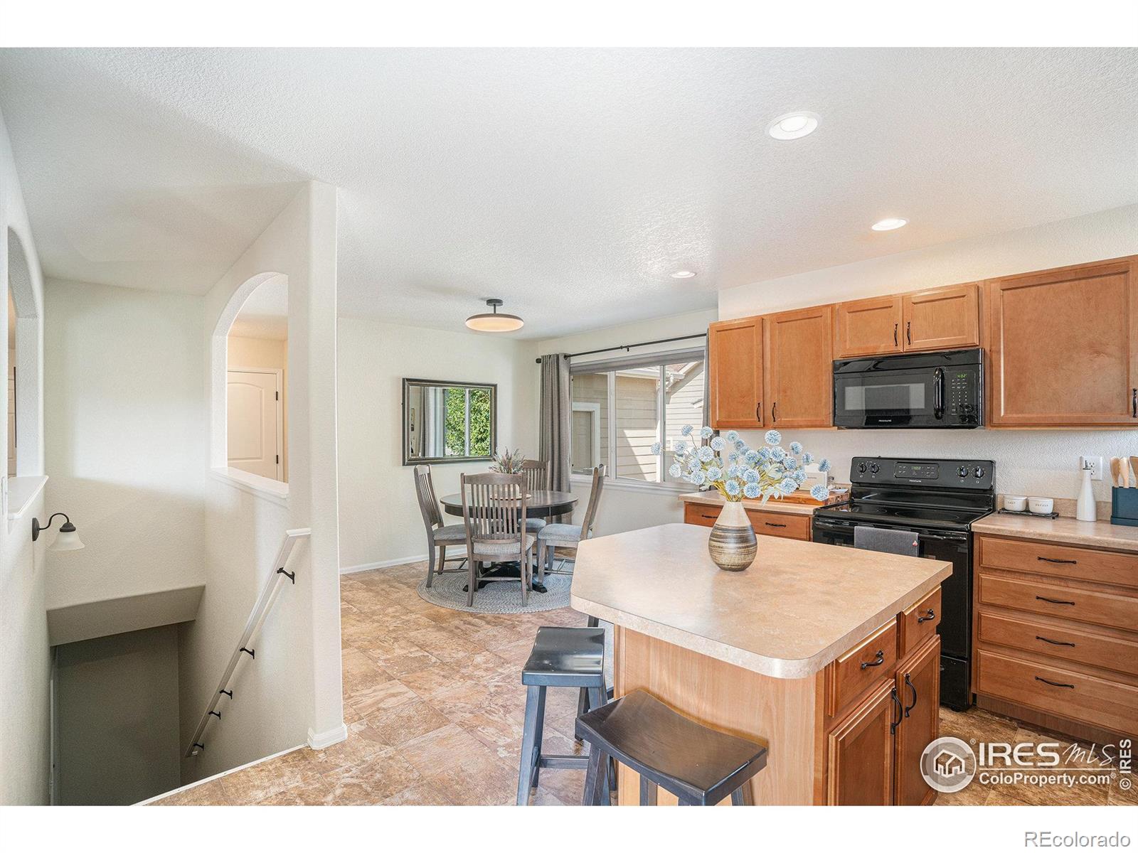 MLS Image #4 for 742  valleybrook drive,windsor, Colorado