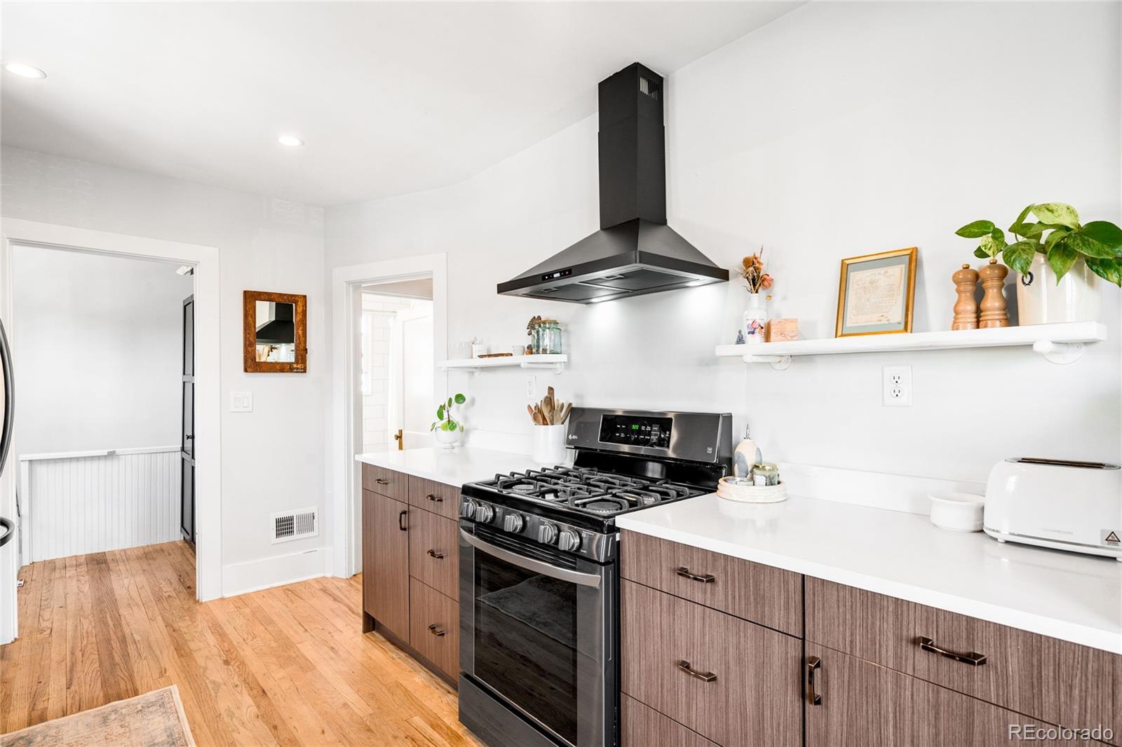 MLS Image #11 for 4401  vrain street,denver, Colorado