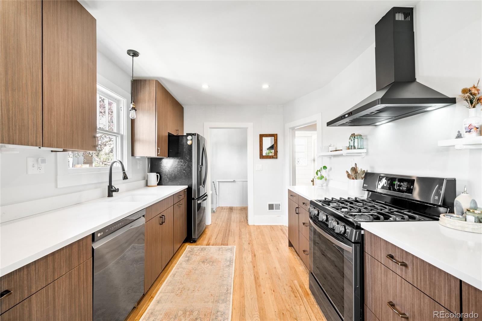 MLS Image #9 for 4401  vrain street,denver, Colorado