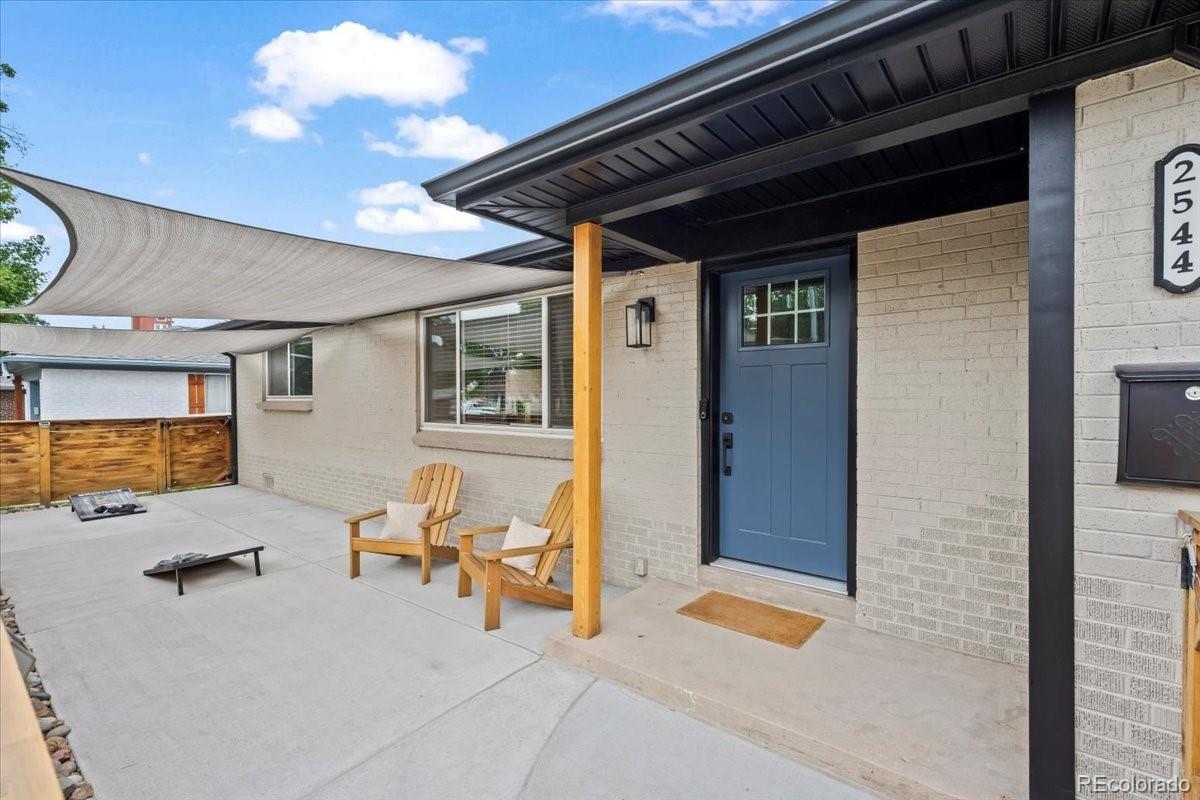 MLS Image #4 for 2544 s raleigh street,denver, Colorado