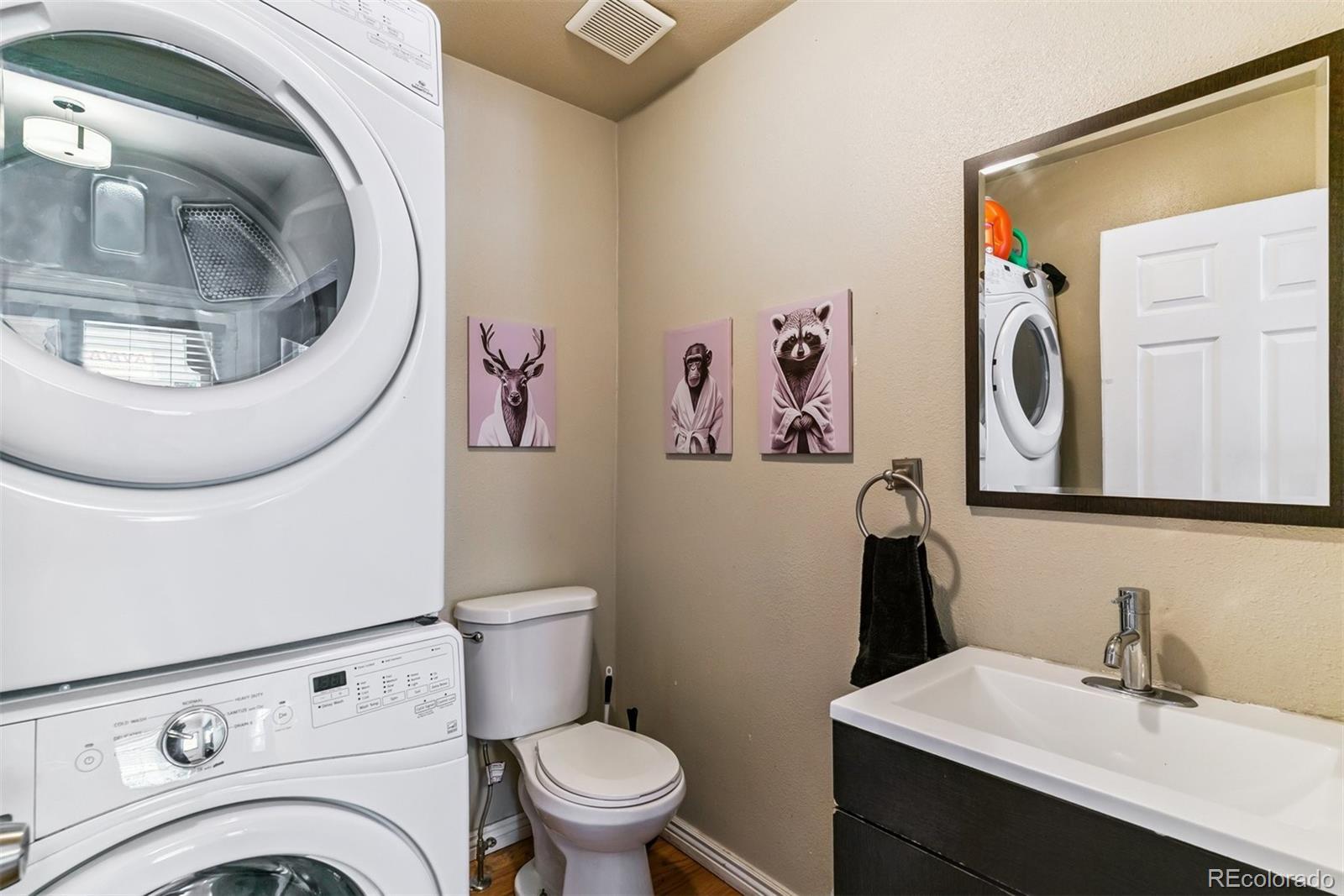 MLS Image #10 for 909 w park avenue,denver, Colorado