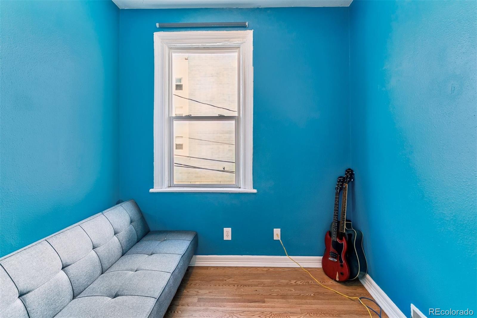 MLS Image #15 for 909 w park avenue,denver, Colorado