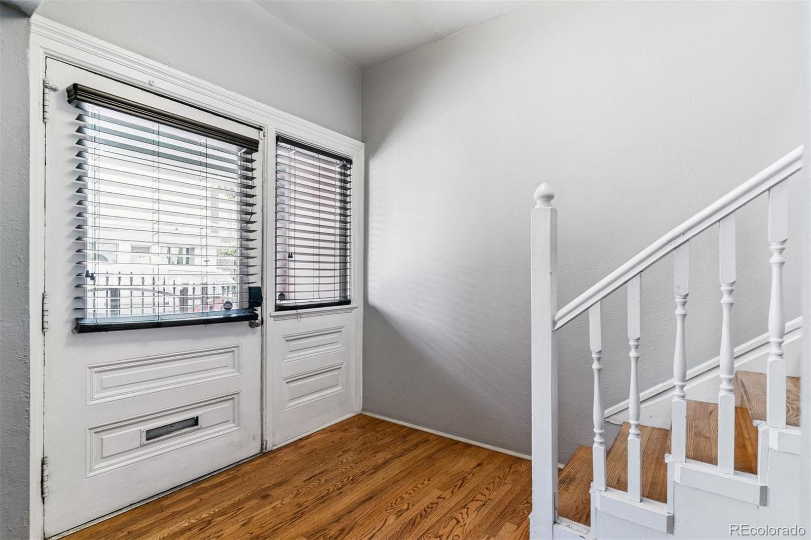 MLS Image #2 for 909 w park avenue,denver, Colorado