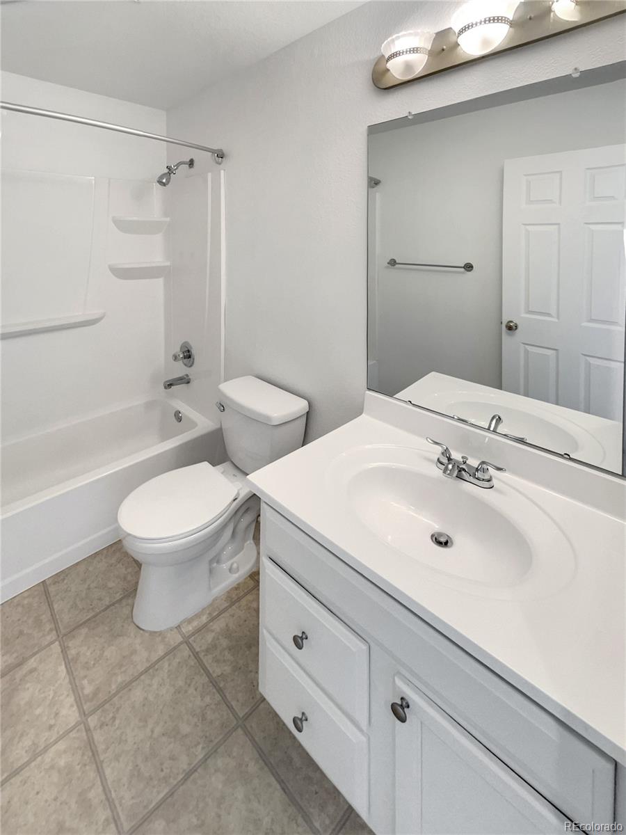 MLS Image #25 for 16453 e phillips drive,englewood, Colorado