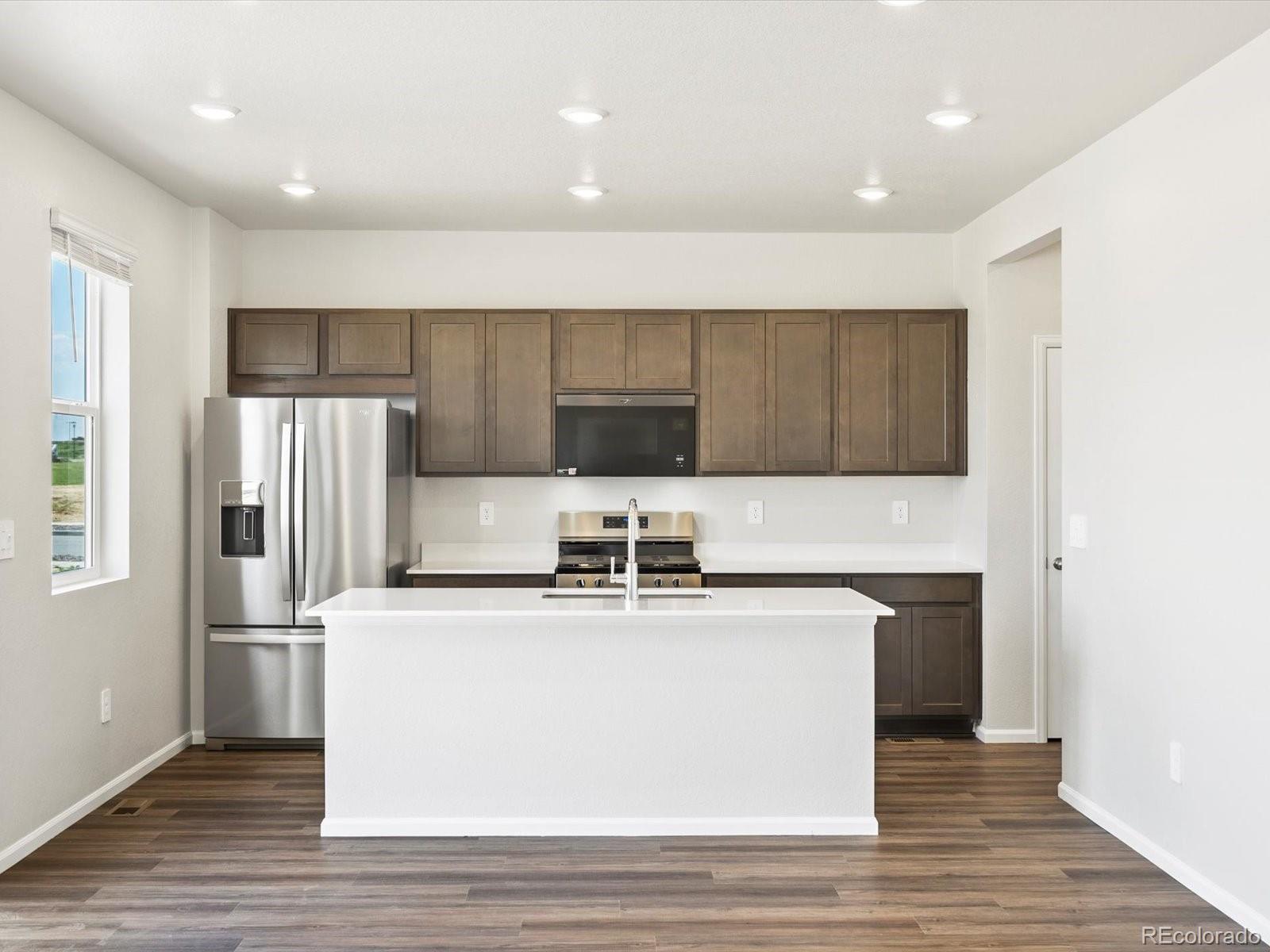 MLS Image #9 for 544  97th avenue,greeley, Colorado