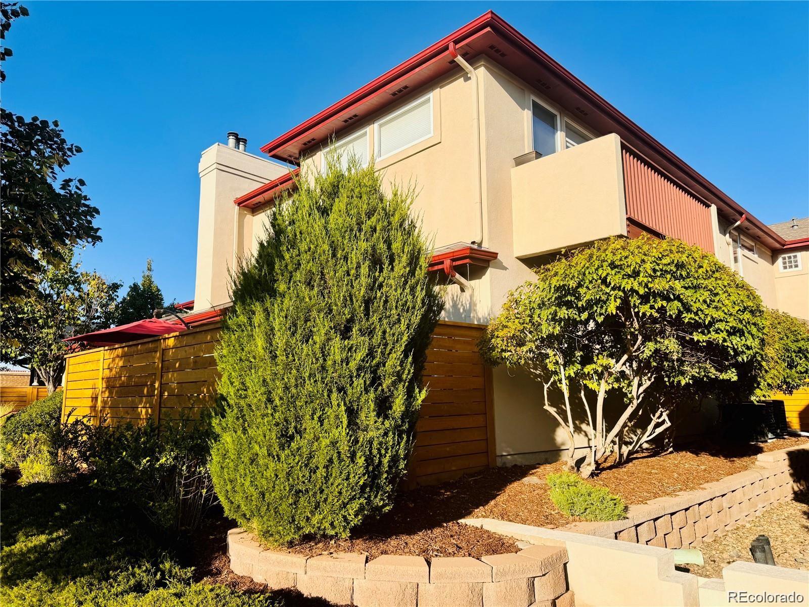 MLS Image #4 for 920 s locust street,denver, Colorado