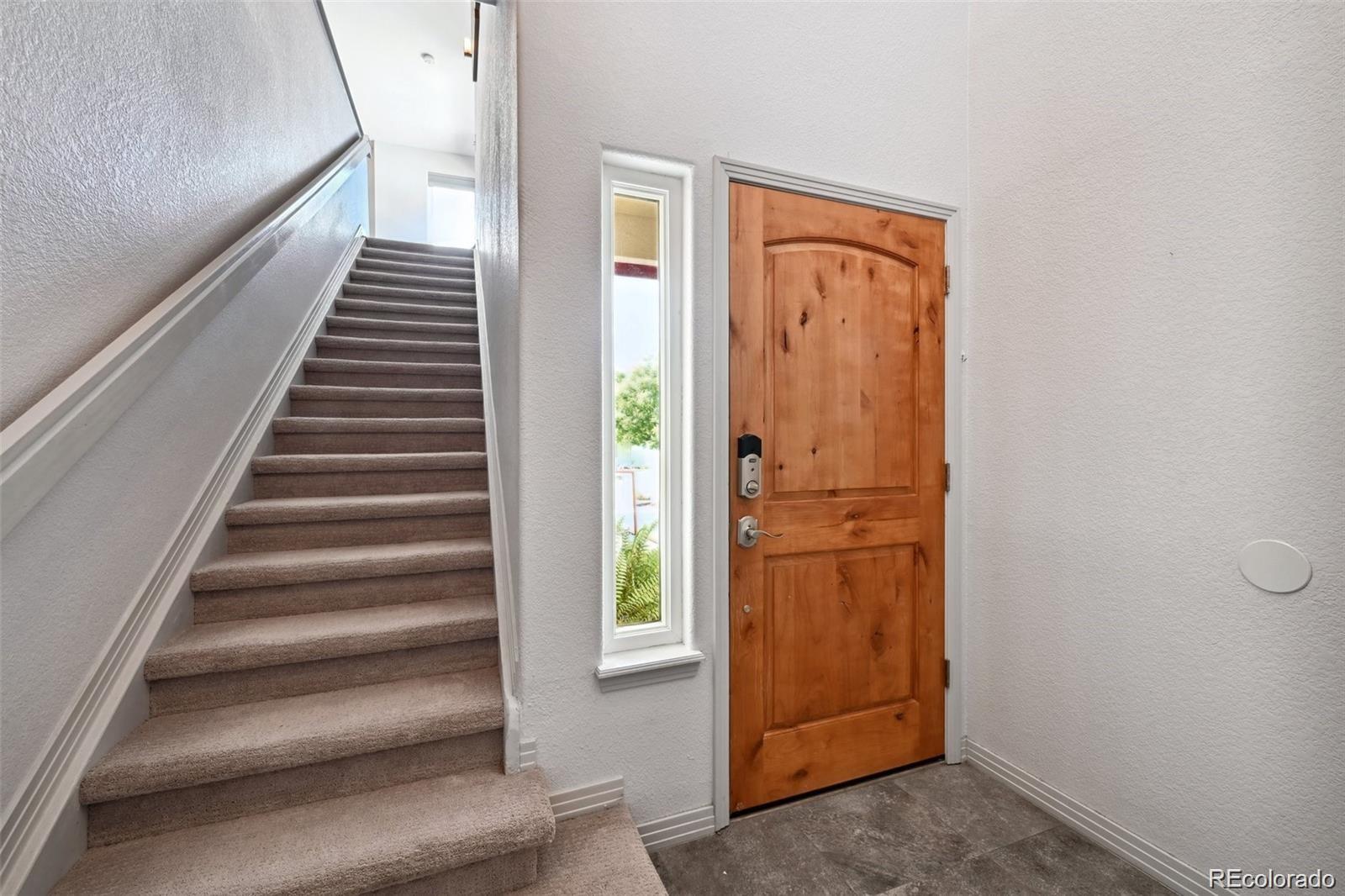 MLS Image #7 for 920 s locust street,denver, Colorado