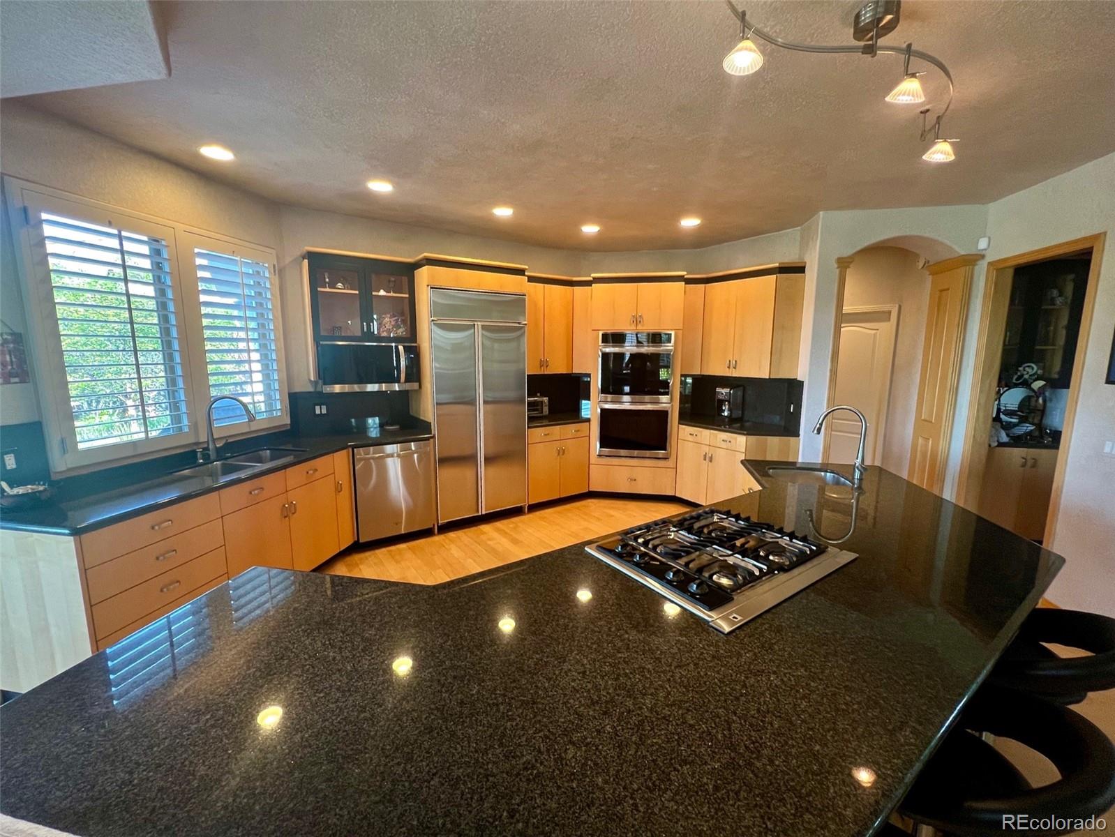 MLS Image #10 for 4590 e perry parkway,greenwood village, Colorado