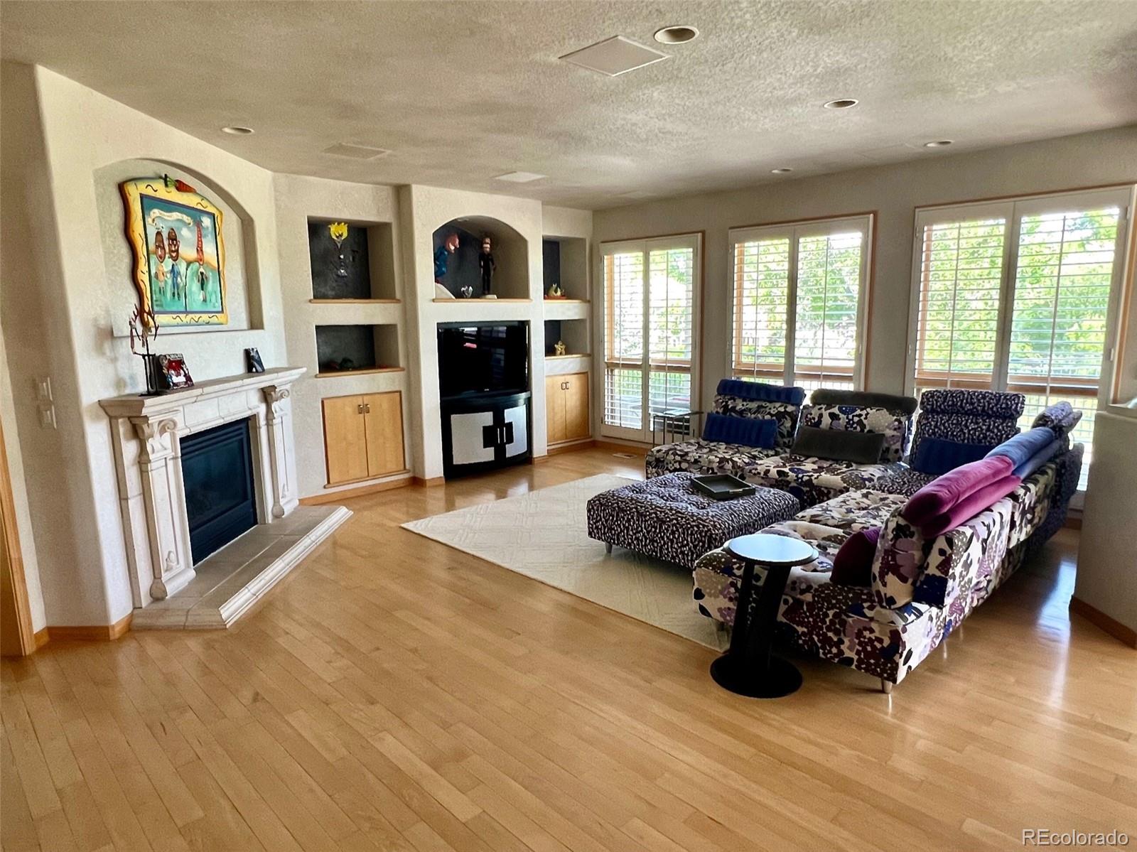MLS Image #8 for 4590 e perry parkway,greenwood village, Colorado
