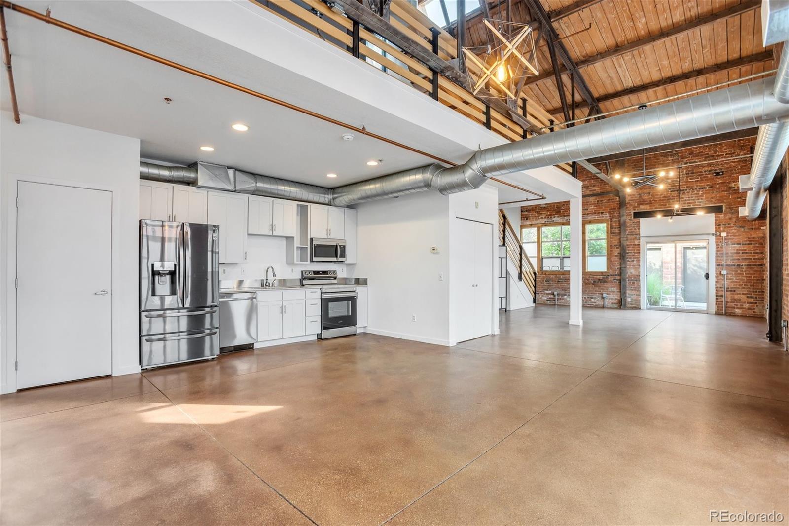 MLS Image #10 for 3033  blake street,denver, Colorado