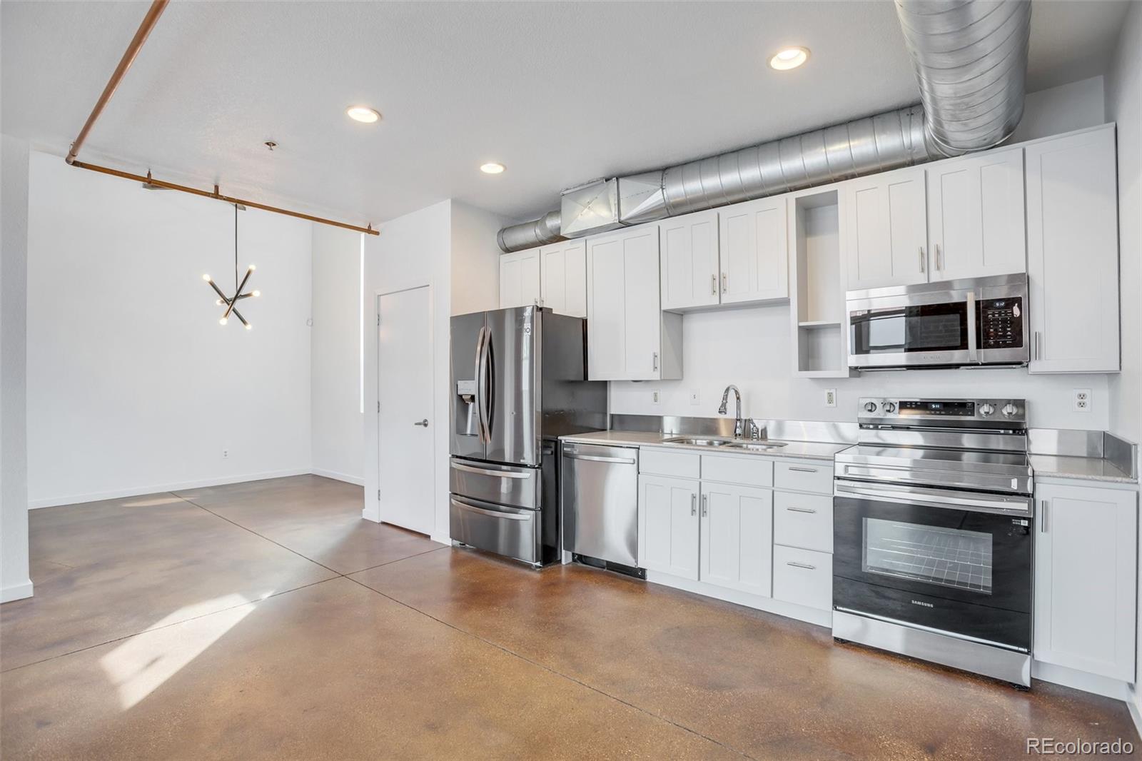 MLS Image #16 for 3033  blake street,denver, Colorado