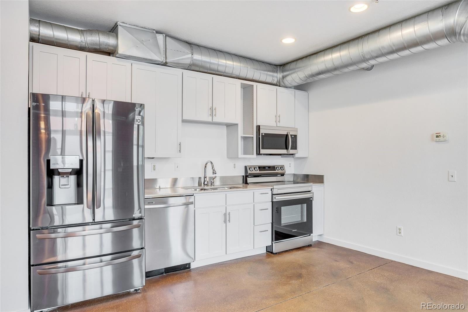 MLS Image #18 for 3033  blake street,denver, Colorado