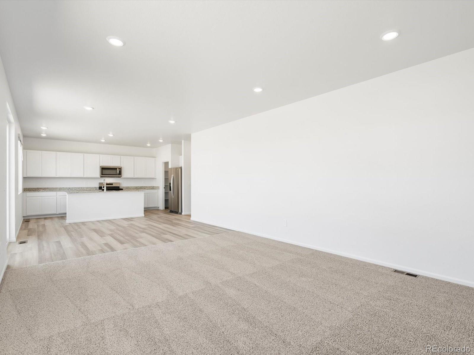 MLS Image #16 for 4681  sunsplash way,johnstown, Colorado