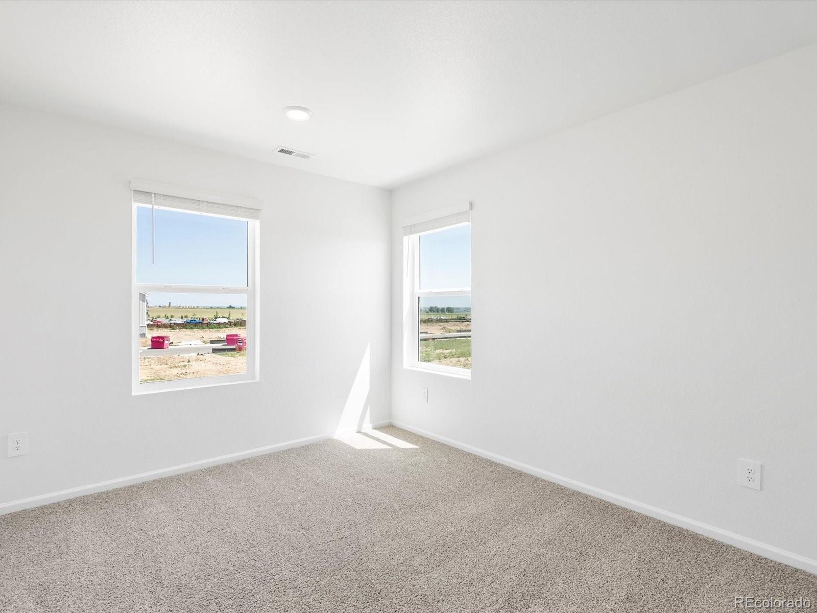 MLS Image #33 for 4681  sunsplash way,johnstown, Colorado