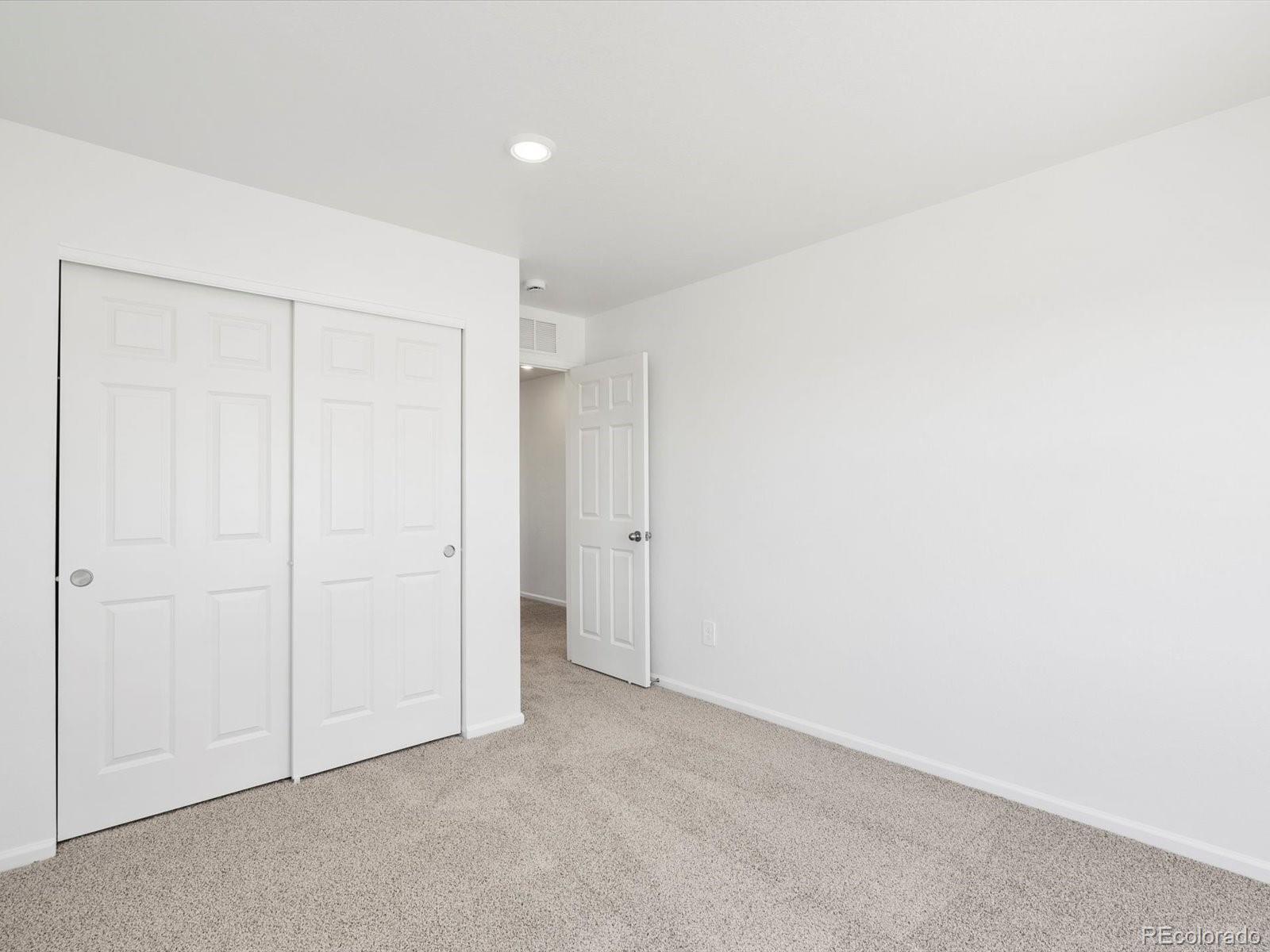 MLS Image #34 for 4681  sunsplash way,johnstown, Colorado