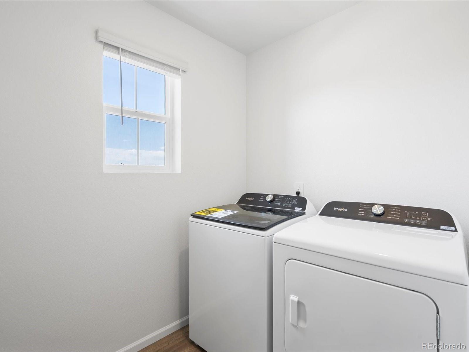 MLS Image #37 for 4681  sunsplash way,johnstown, Colorado