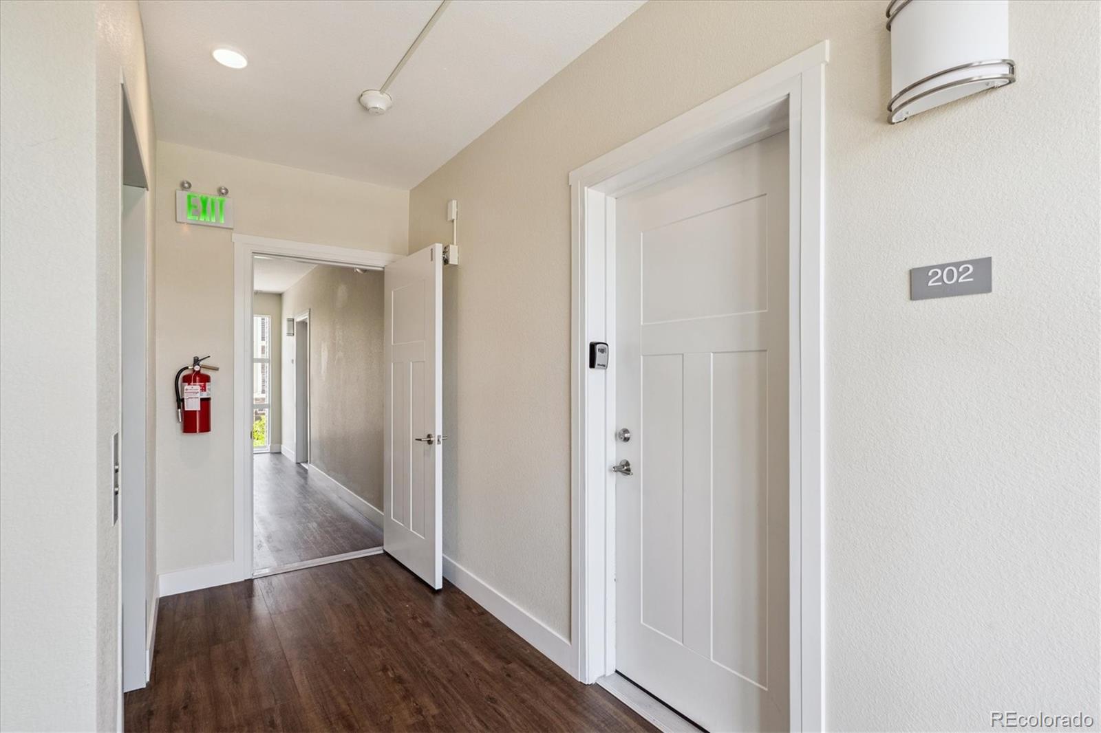 MLS Image #4 for 290 s cherrywood drive,lafayette, Colorado